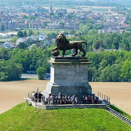 Station 64 B2 Charleroi-airport Apartman