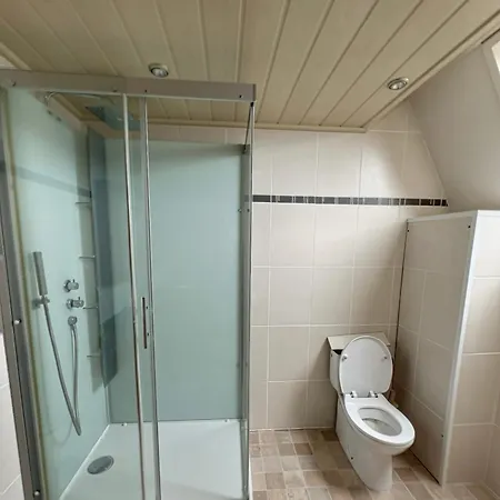 Station 64 B2 Charleroi-airport